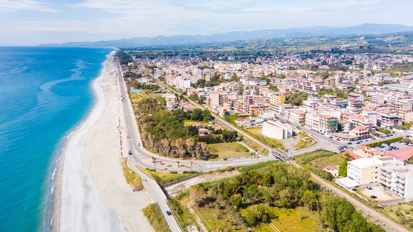 Hoteles en Locri
