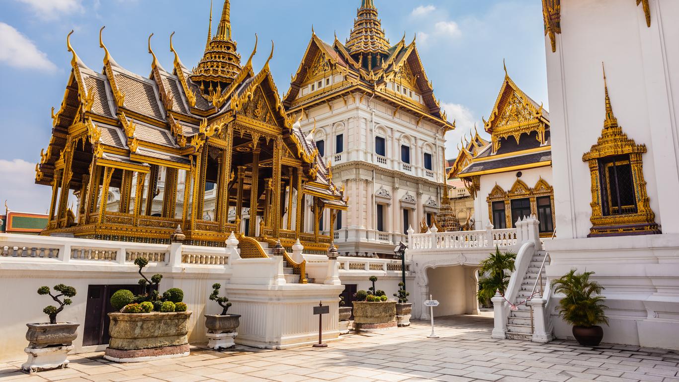 Hotels in Phra Nakhon