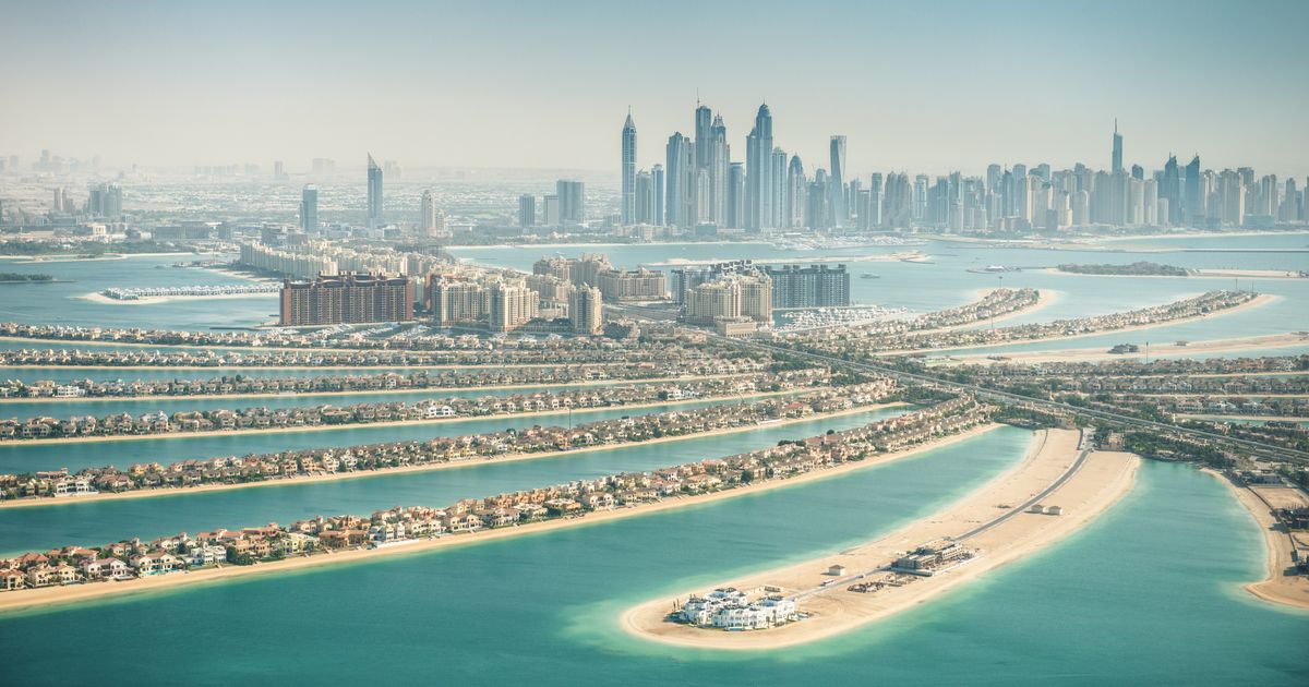 R4 117+ Cheap Flights from the United Arab Emirates | Cheapflights