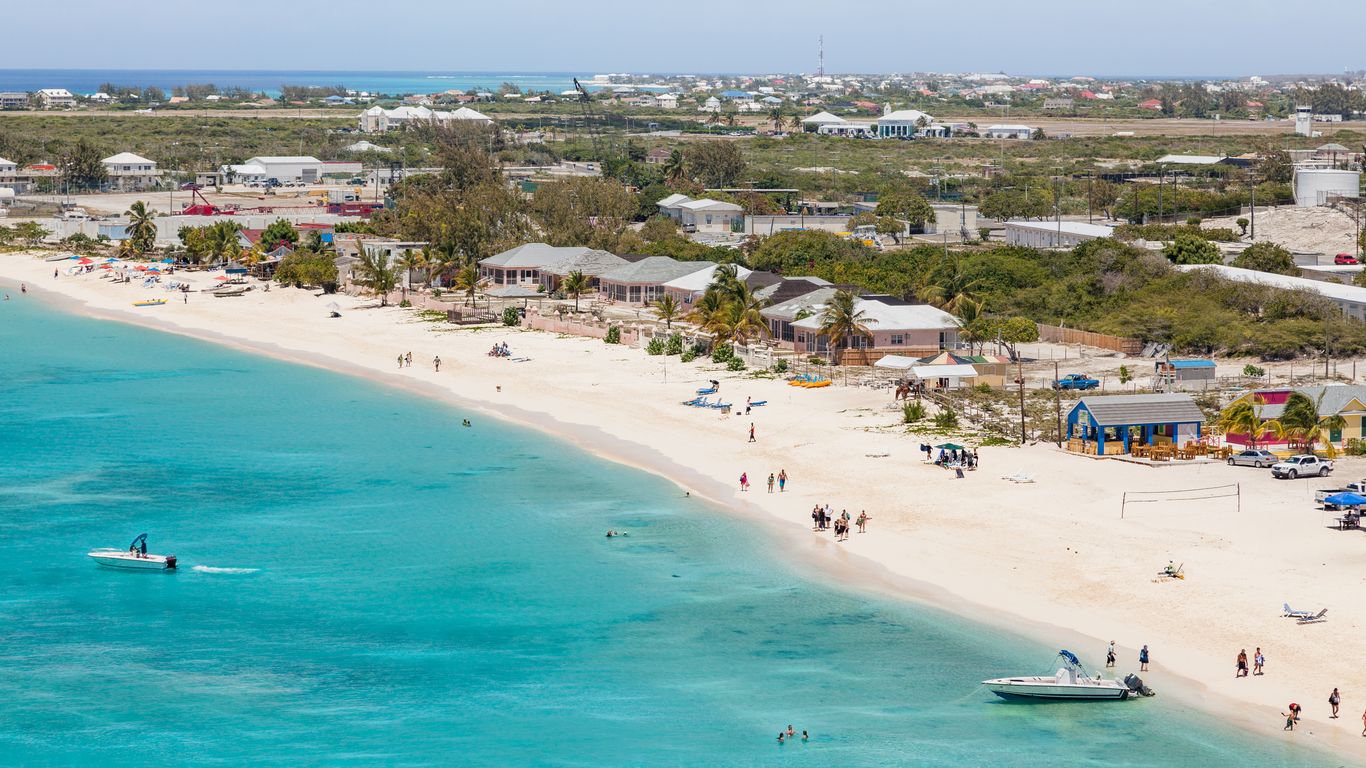 Flights to Cockburn Town Grand Turk Intl