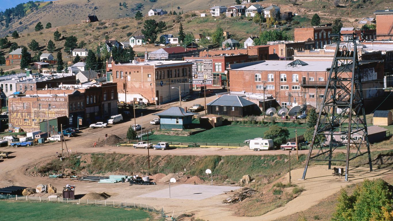 Hotels in Victor
