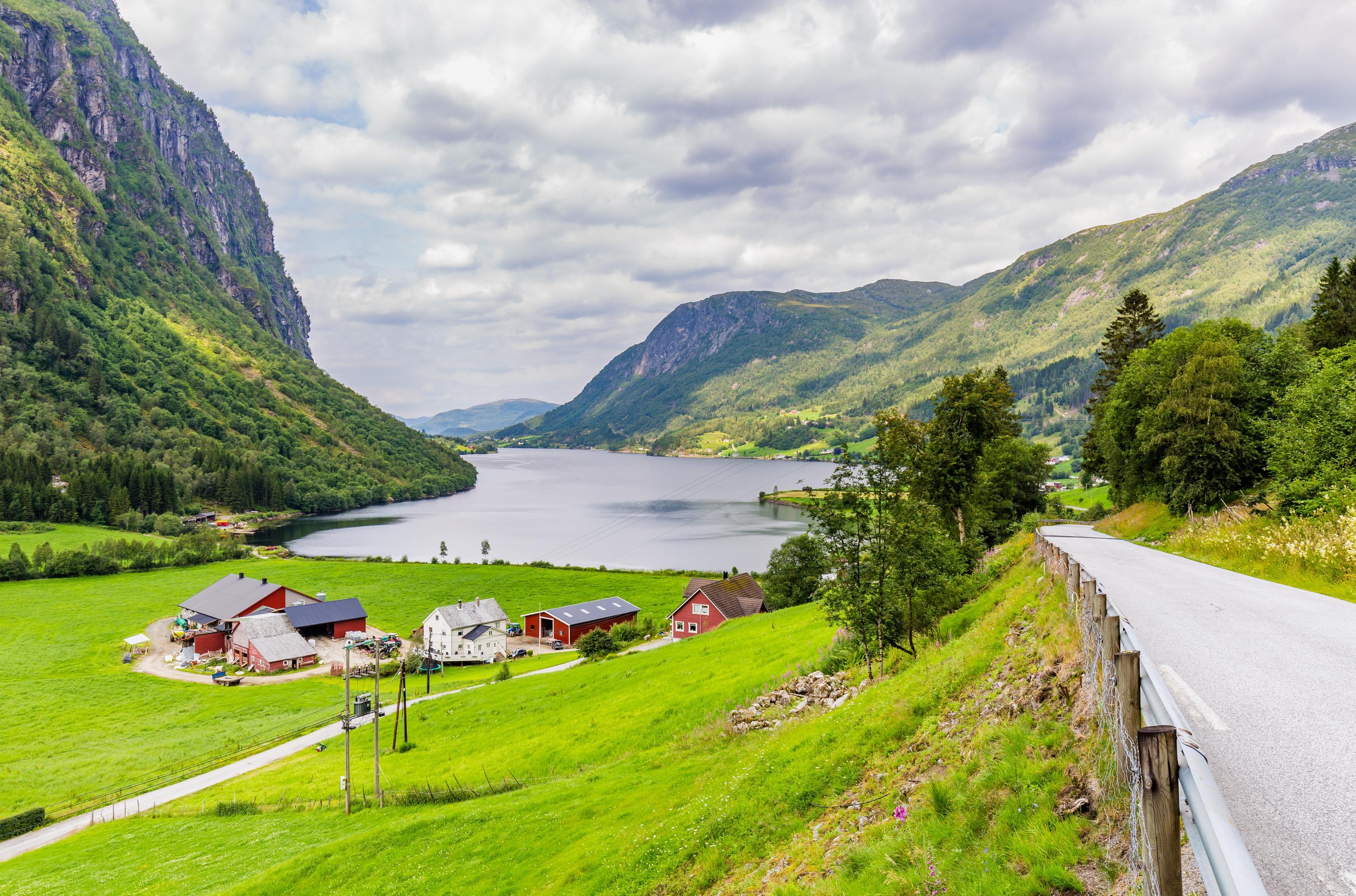 Cheap Flights from London to Norway from 25 Cheapflights