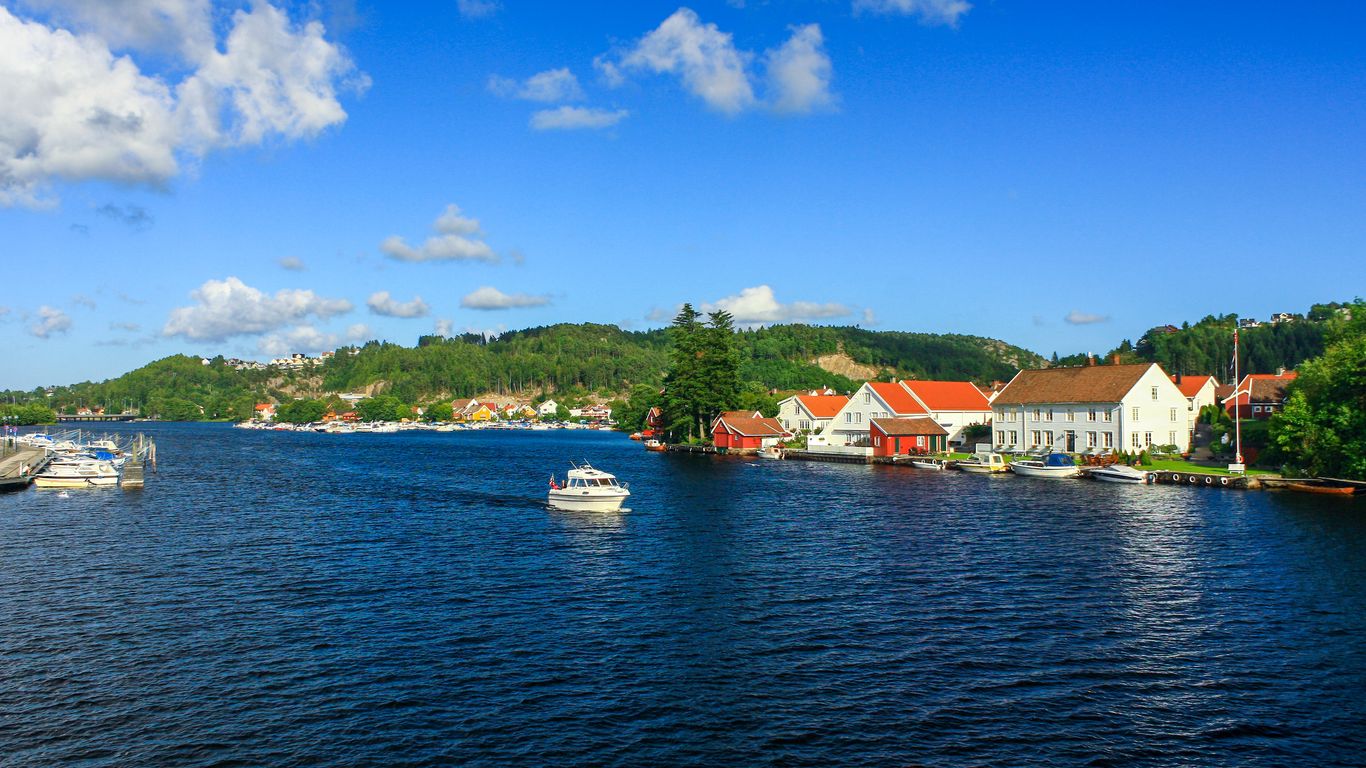 Hotels in Mandal
