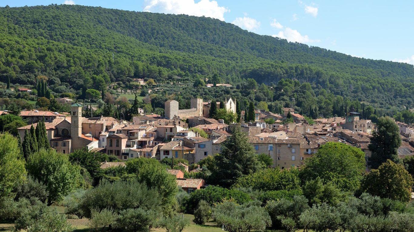 Hotels in Aups