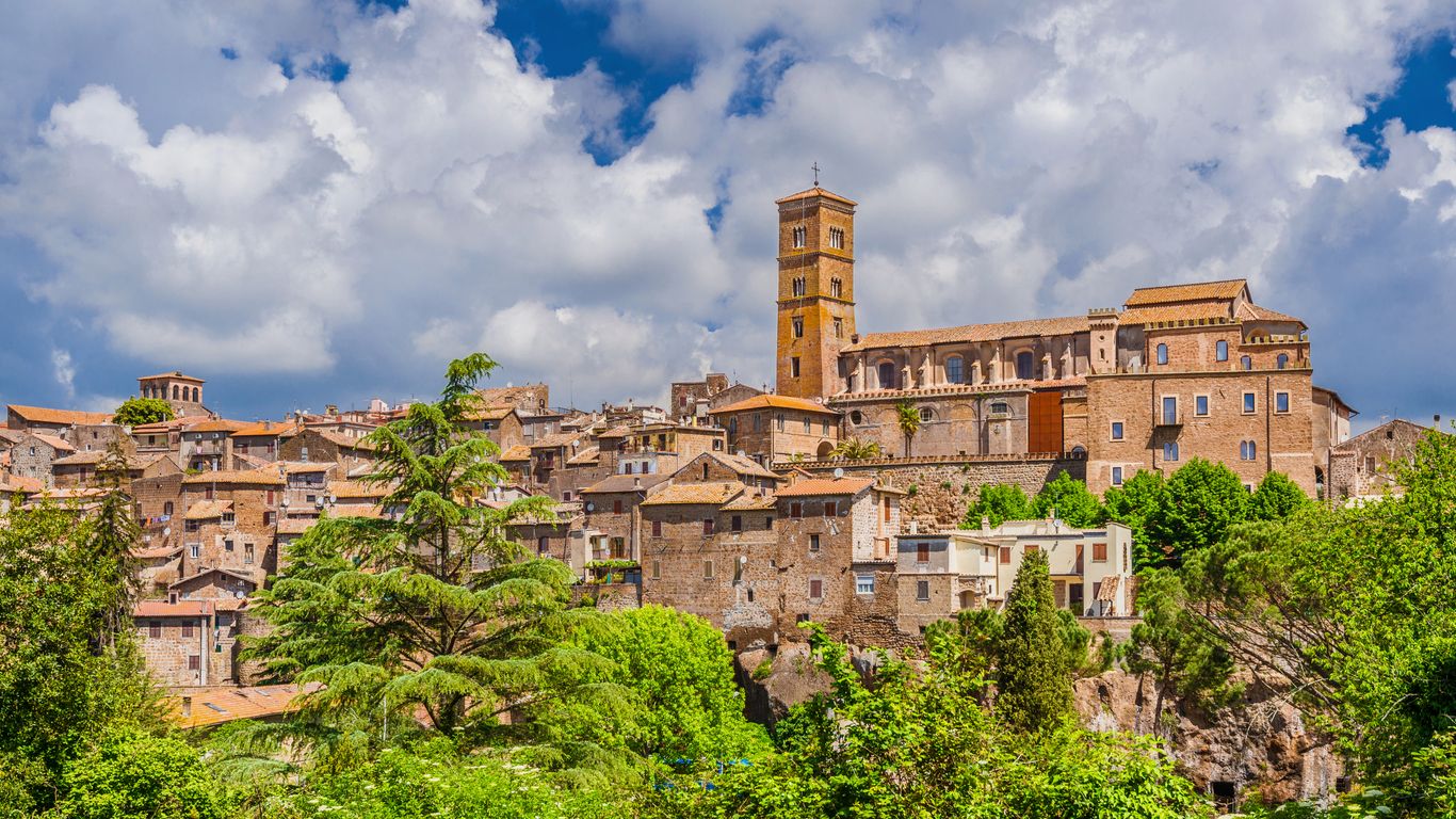 Hotels in Sutri