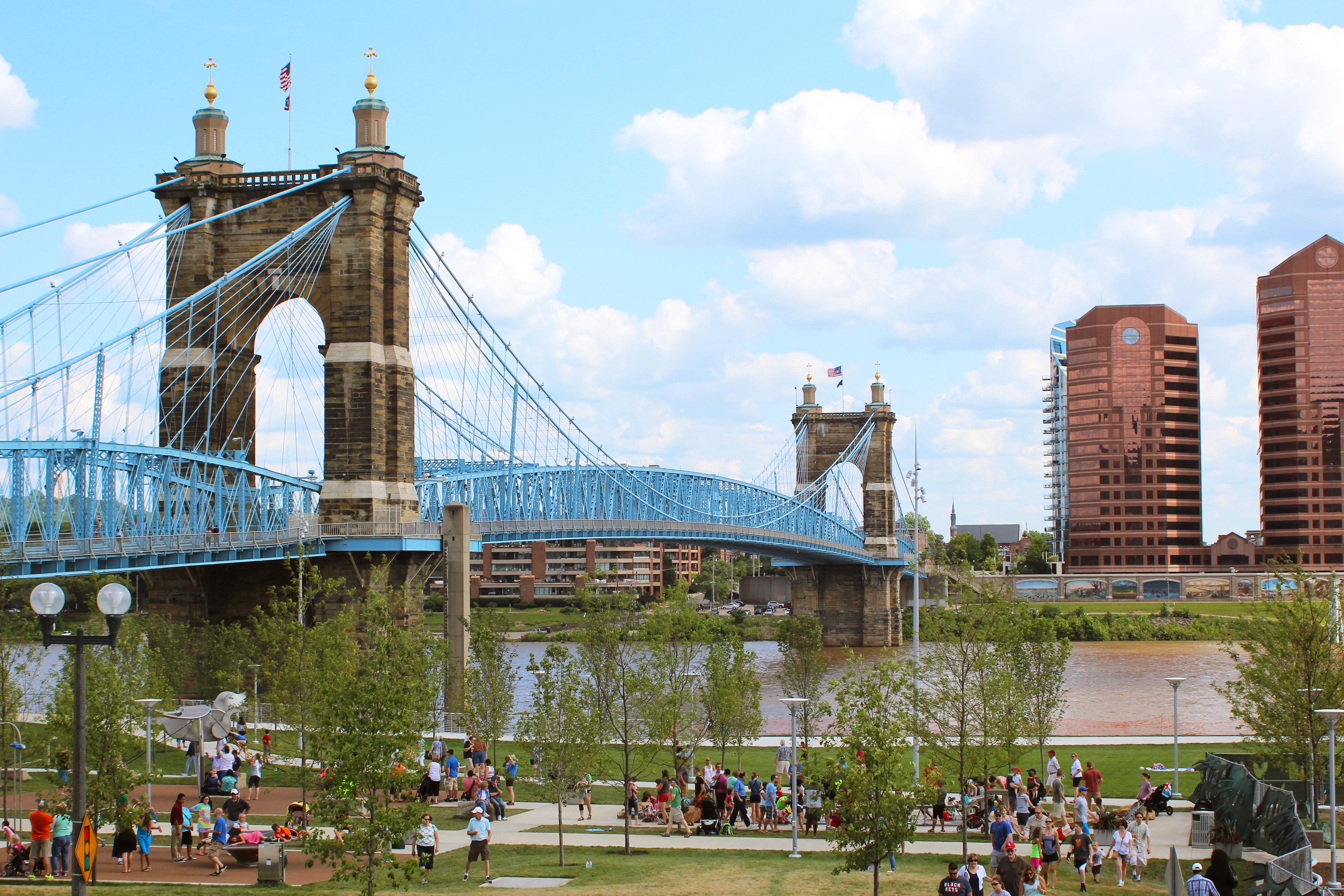 Trains from Chicago to Cincinnati from 67 Amtrak tickets on KAYAK