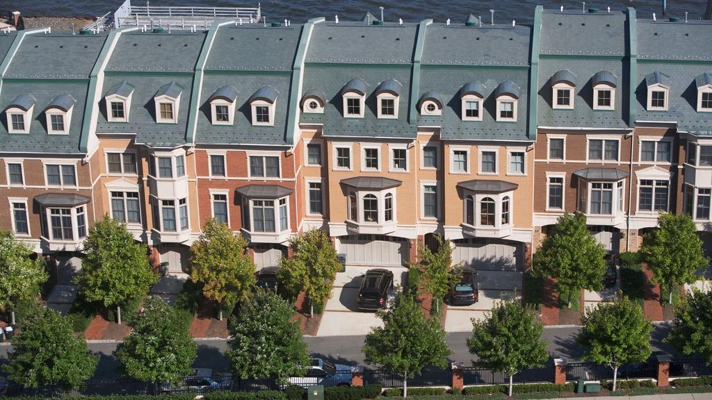 Weehawken Hotels: 30 Cheap Weehawken Hotel Deals, United States