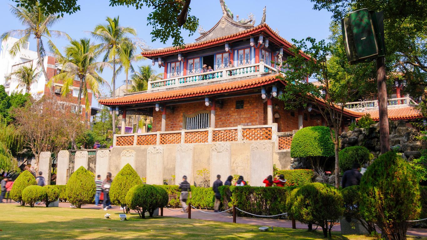 Flights to Tainan