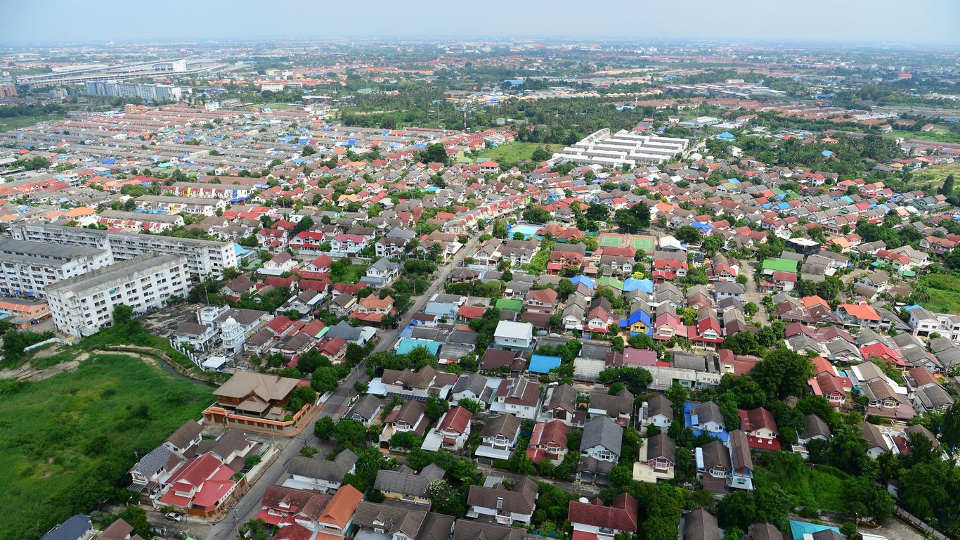 Hotels in Bang Yai