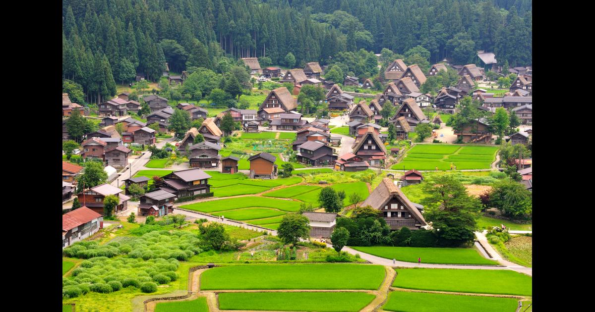 Деревня Гокаяма в Японии