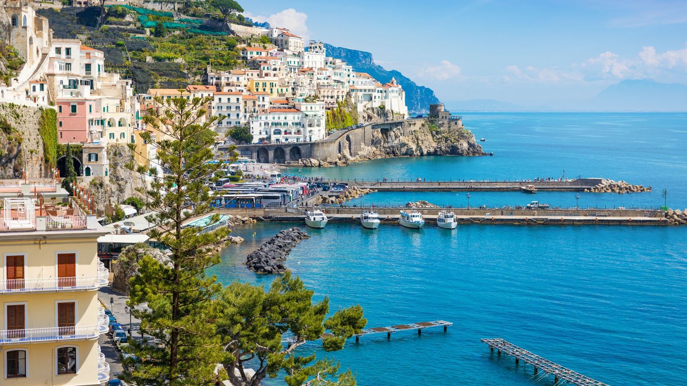 Flights to Campania