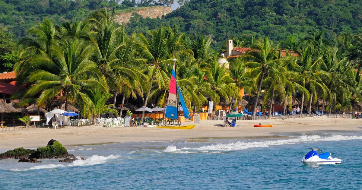 Playa la Ropa Vacation Rentals & Homes - Playa la Ropa