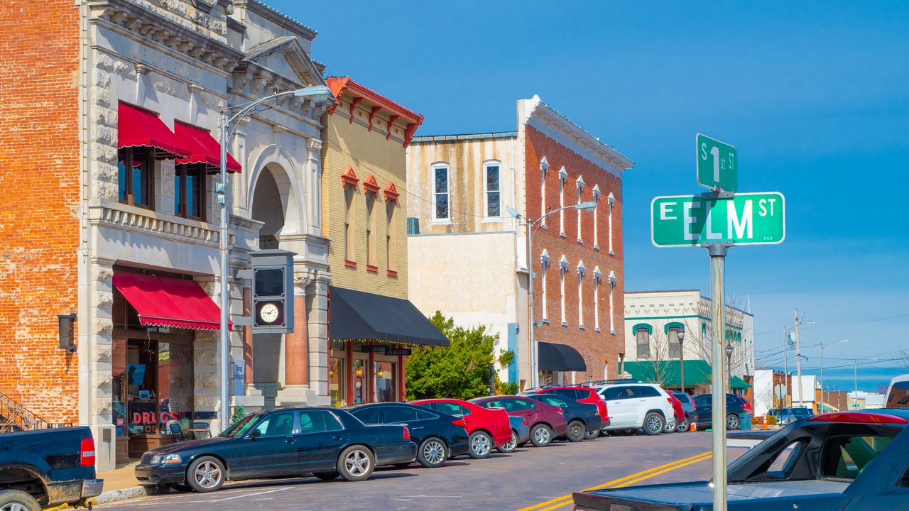 Rogers Travel Guide | Rogers Tourism - KAYAK