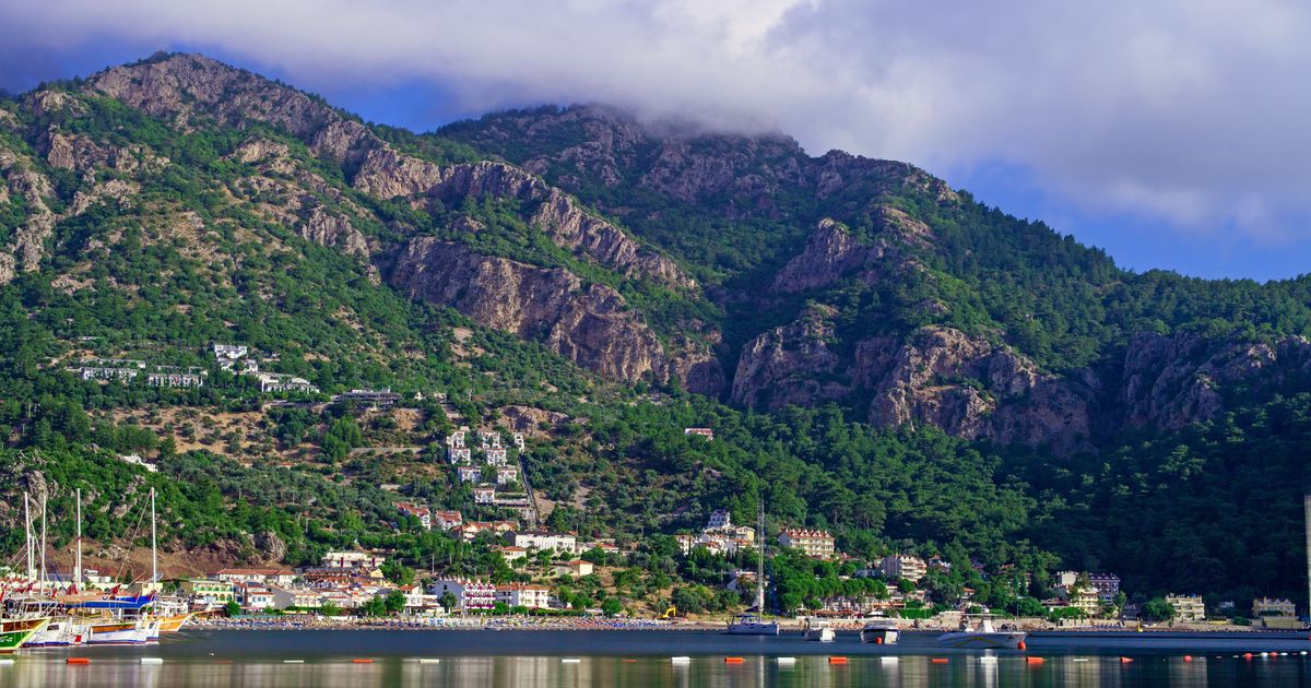 Hotels in Turunç from £21 - Find Cheap Hotels with momondo