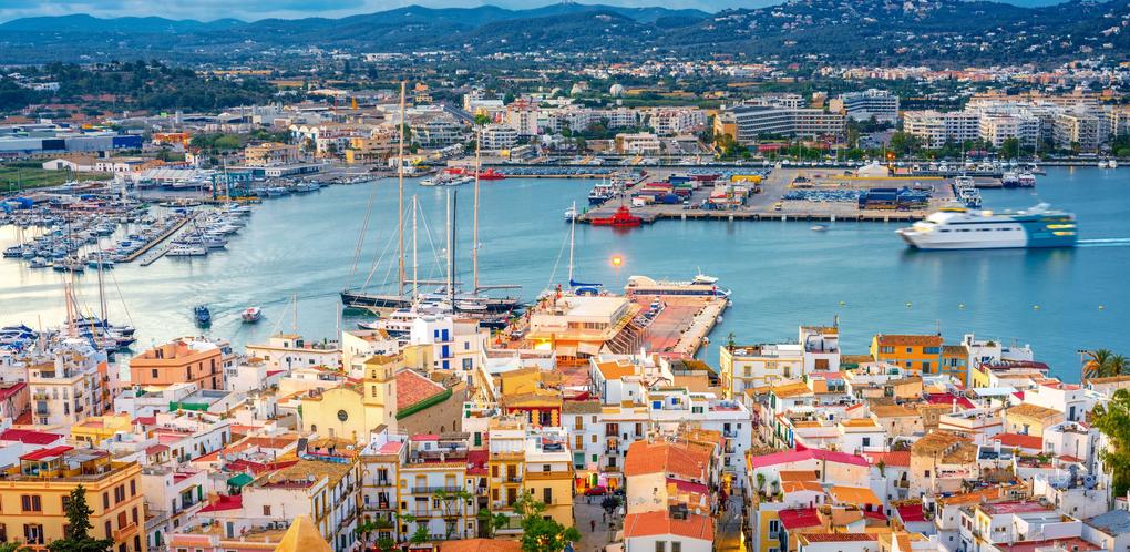 Reise-Guide für Ibiza-Stadt  Tourismus in Ibiza-Stadt – KAYAK