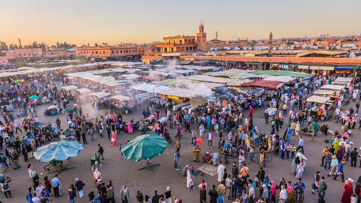 Location de vans 15 personnes Marrakech