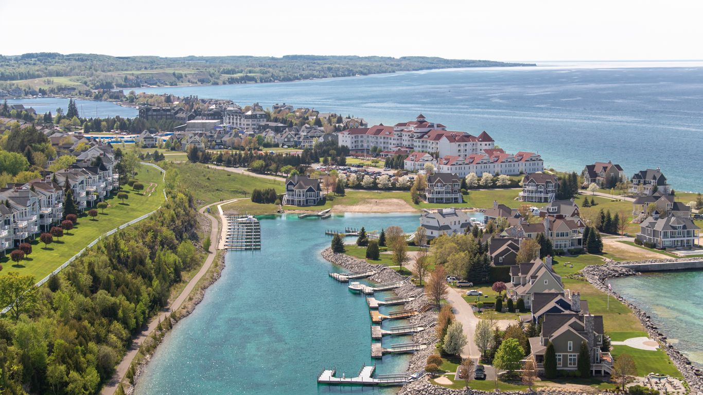 Hotels in Bay Harbor