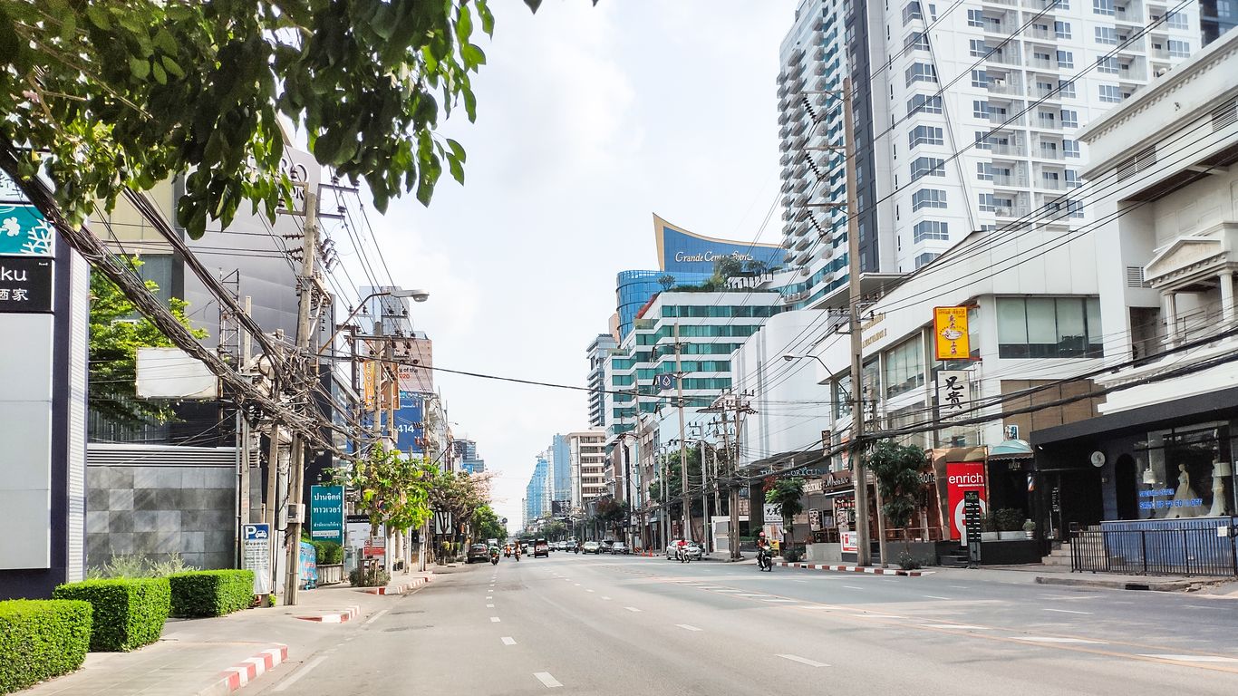 Thonglor Thonglor