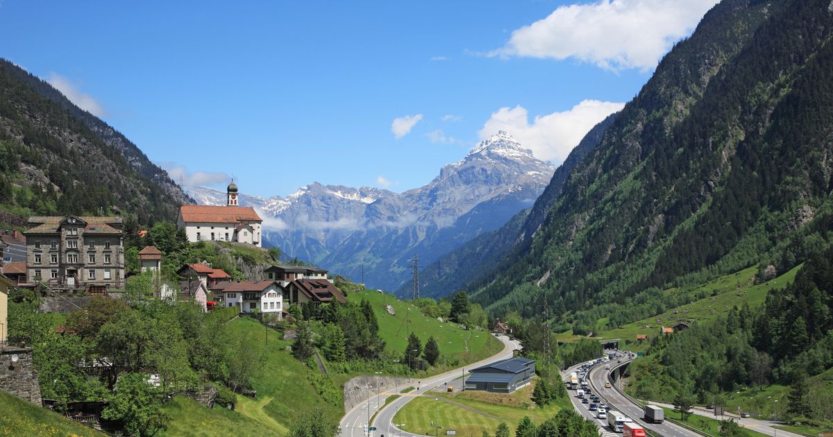 Hotels in Uri Finde günstige Hotelangebote für Uri mit momondo