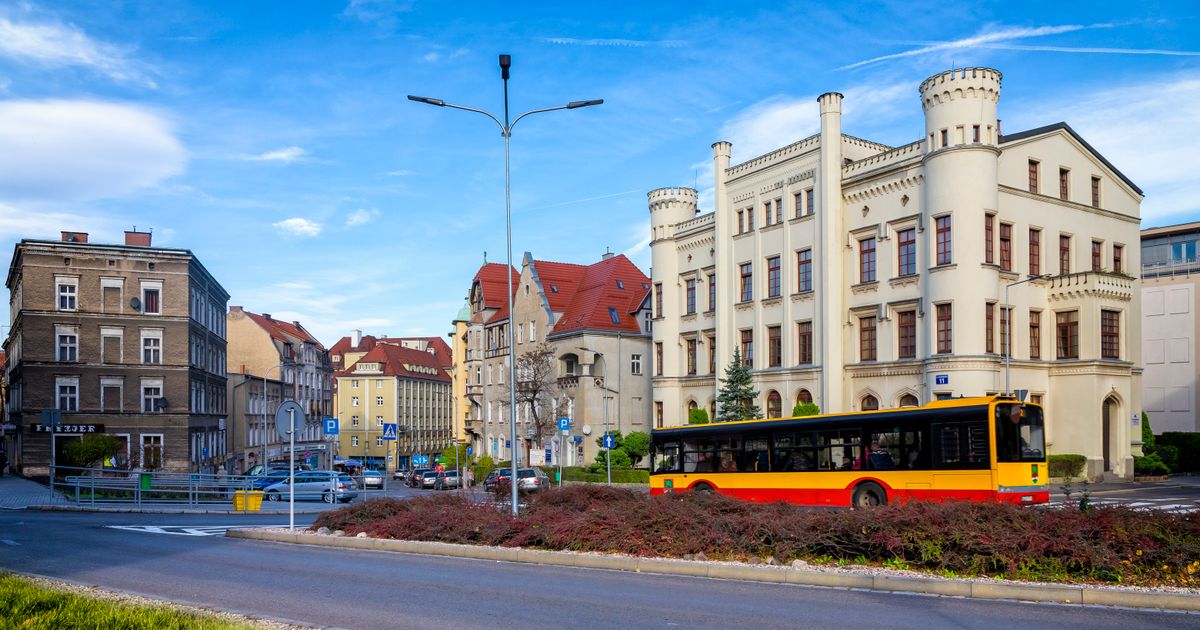 ReiseGuide für Wałbrzych Tourismus in Wałbrzych KAYAK