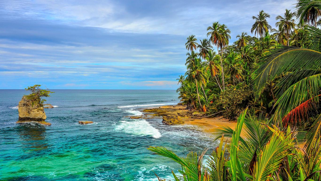 Buscá en cientos de webs de viajes a la vez para encontrar hoteles en Costa...
