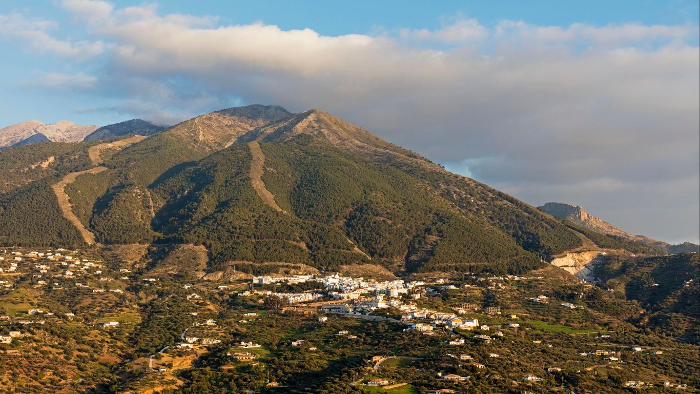 Hotels in Alcaucín