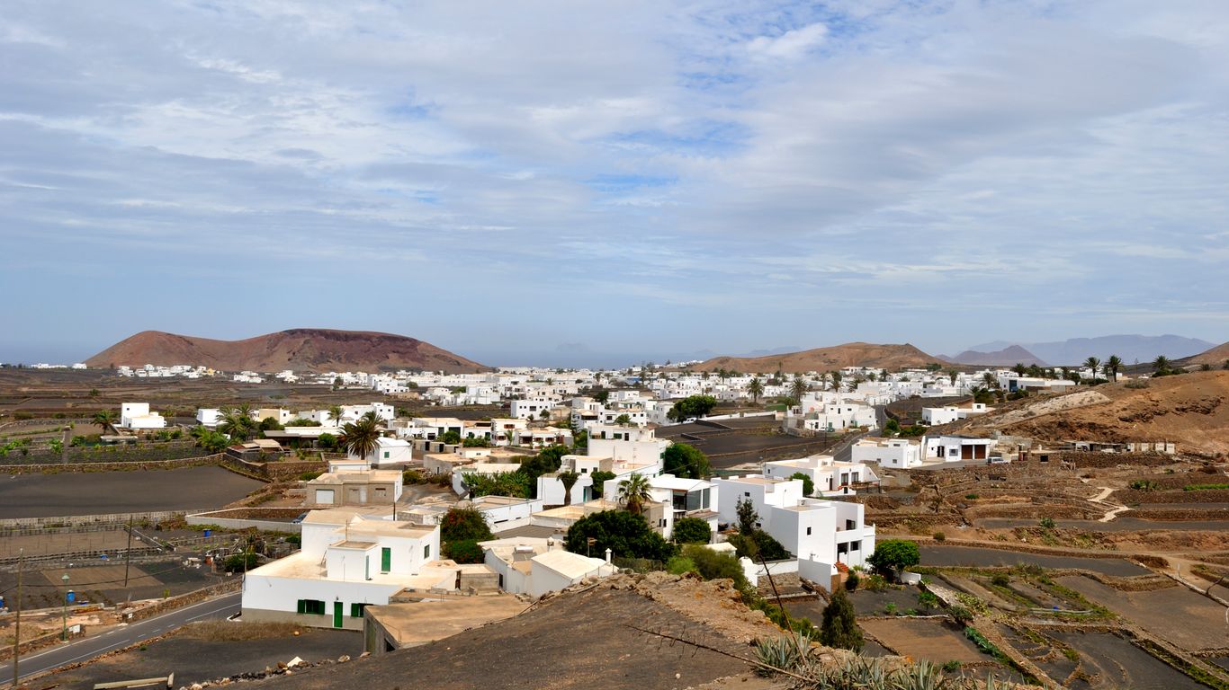 Hotels in Tinajo