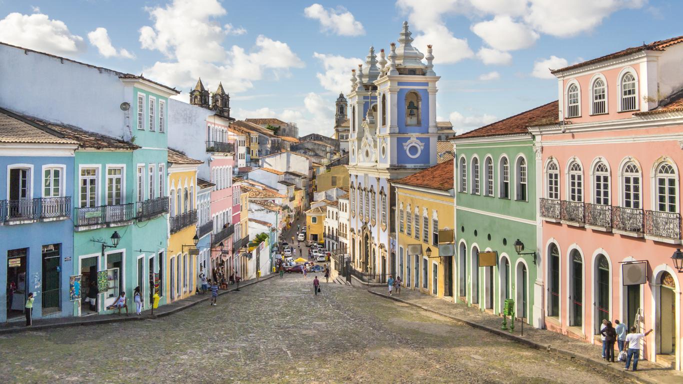 Confira o ranking dos 10 destinos turísticos mais buscados pelos brasileiros em 2023