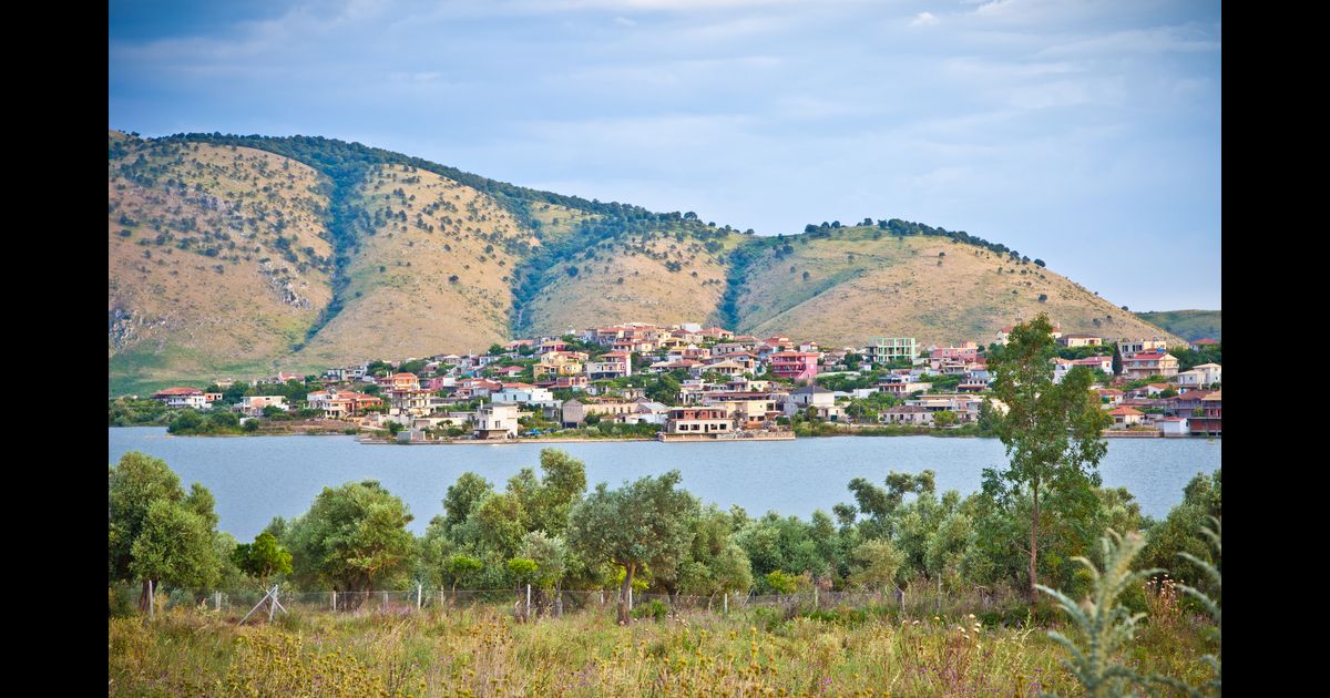 € 96 Günstige Flüge nach Epirus 2024/25 momondo