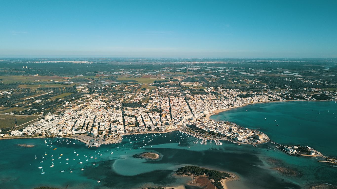 Hotéis em Porto Cesareo