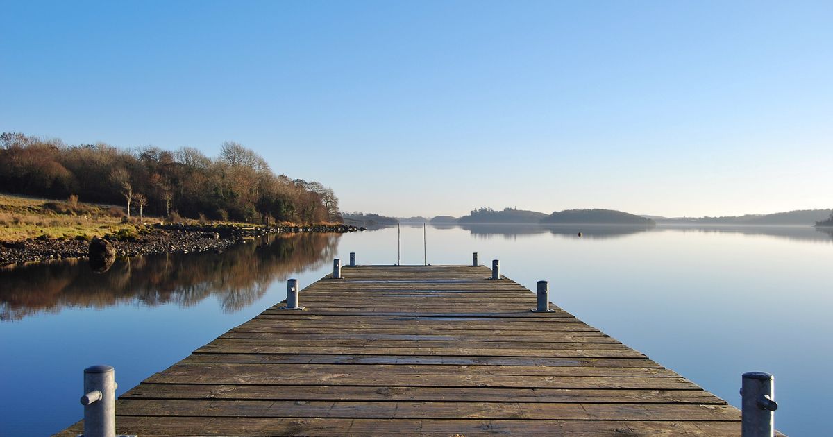 Cheap Flights to Northern Ireland from 3,225 KAYAK