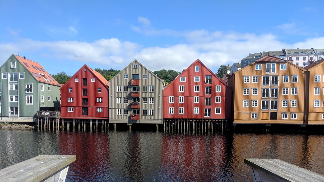 Flights to Trondheim-Værnes