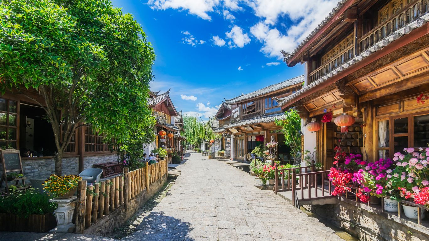 Hotels in Gucheng