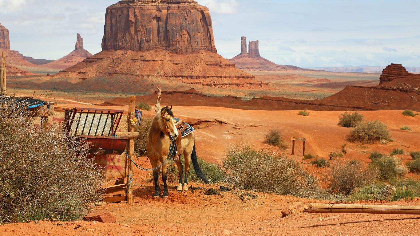 Hotels in Oljato-Monument Valley