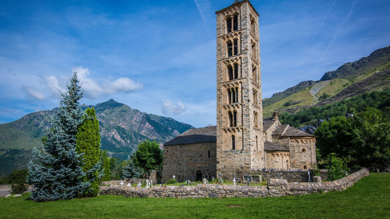 Hotels in Taull