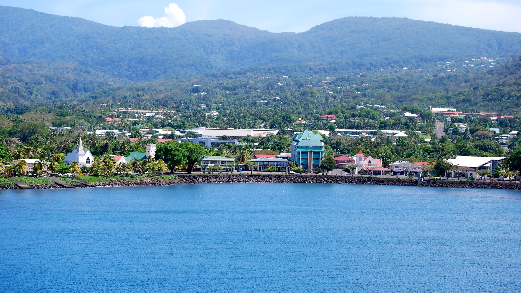 Trouvez des offres pour des complexes hôteliers à Apia dès €69+ | momondo