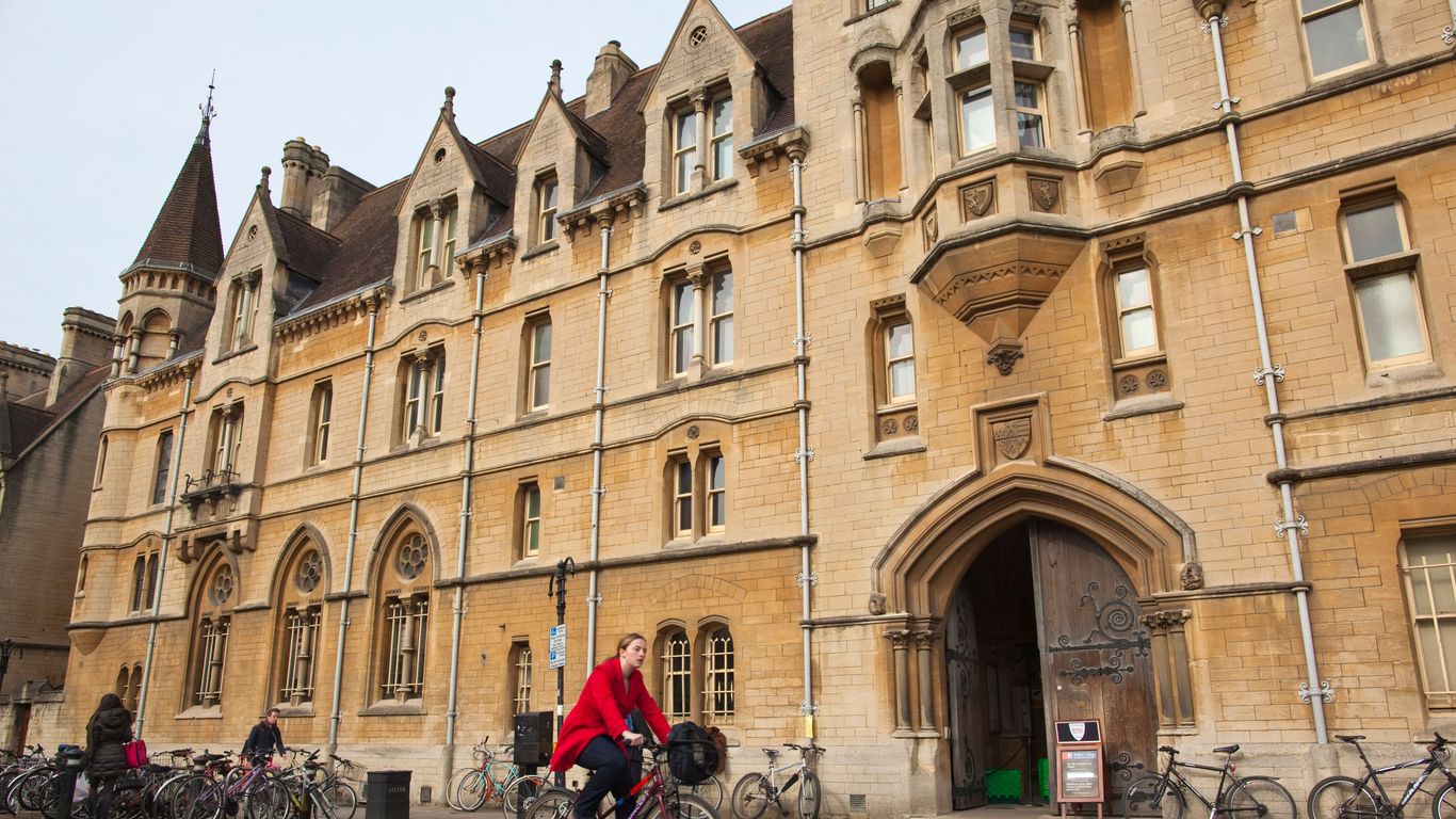 Flights to Oxford