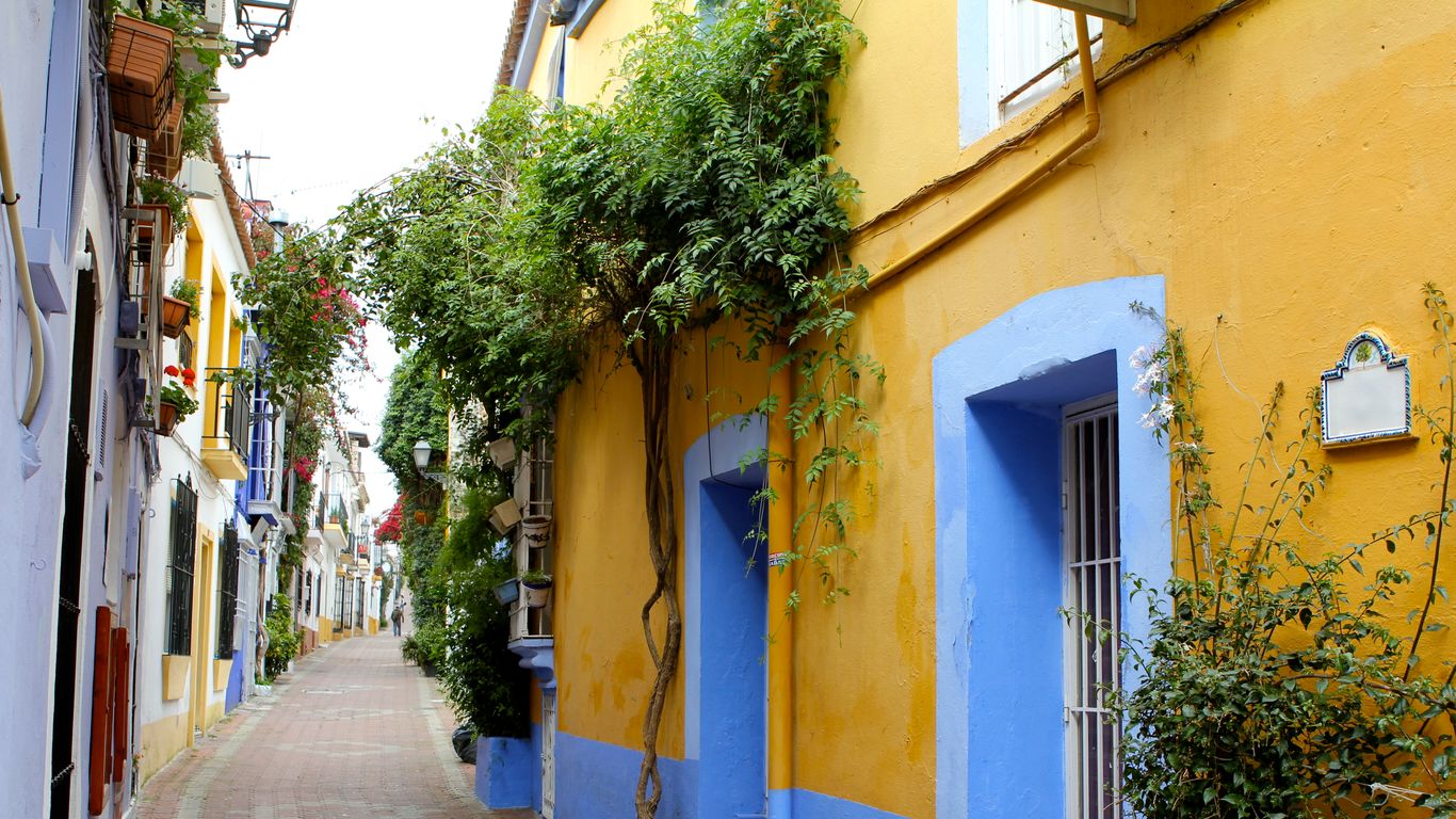 Flights to Marbella