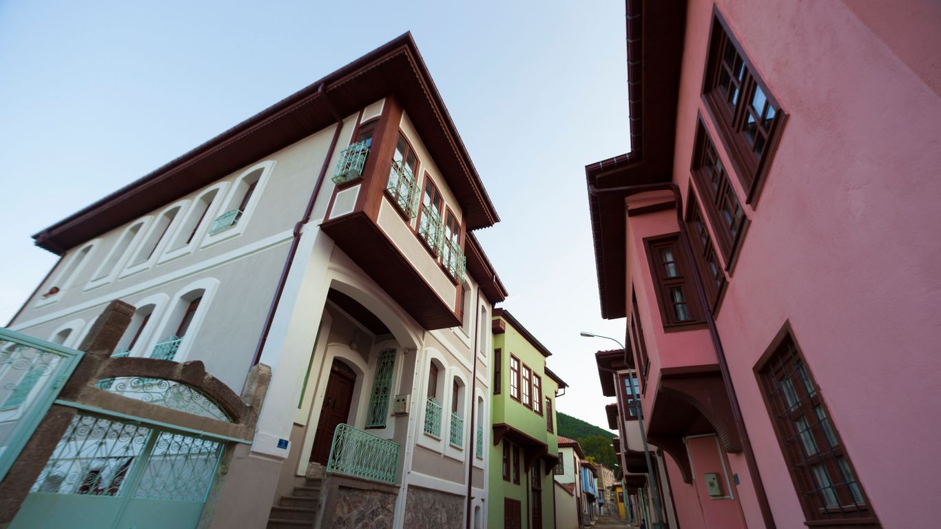 Konya (il)ki Oteller