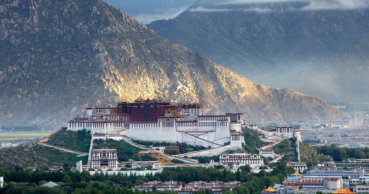 Vuelos baratos desde Santiago de Chile a Lhasa | KAYAK | (SCL - LXA)