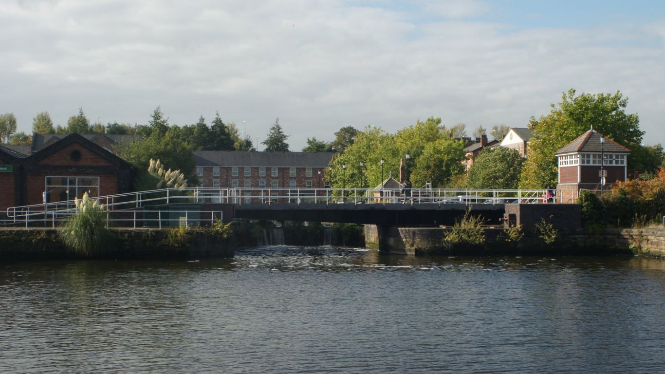 Hotels in Ellesmere Port