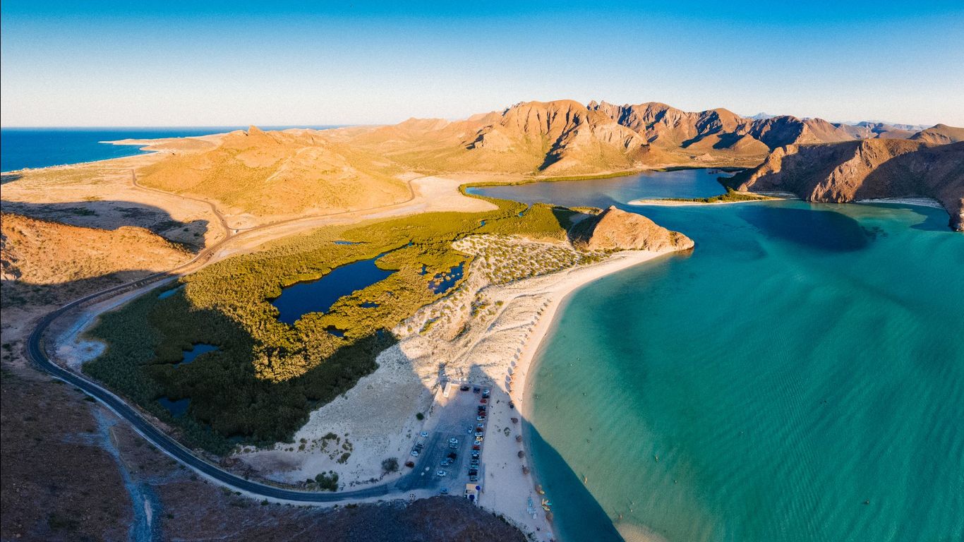 Flights to La Paz Leon