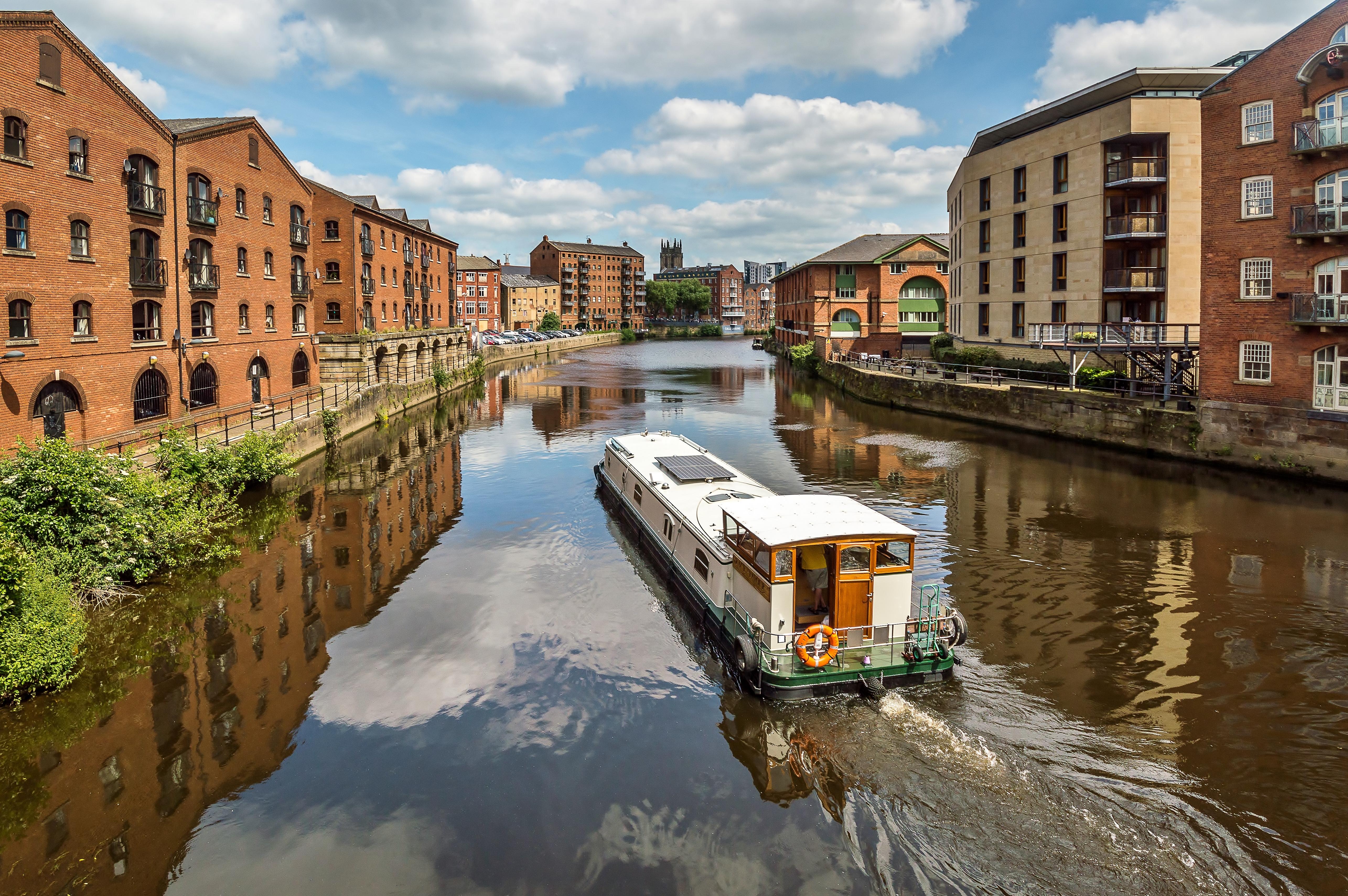 Trains from London to Leeds from 52 Find tickets on KAYAK