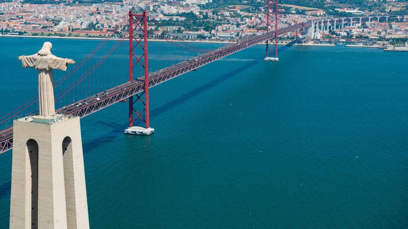 Hoteles en Almada