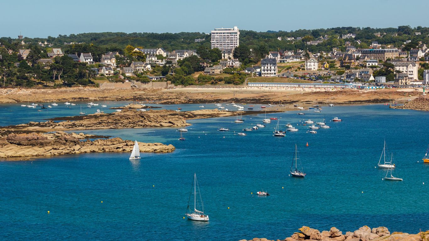 Hotels in Tregastel
