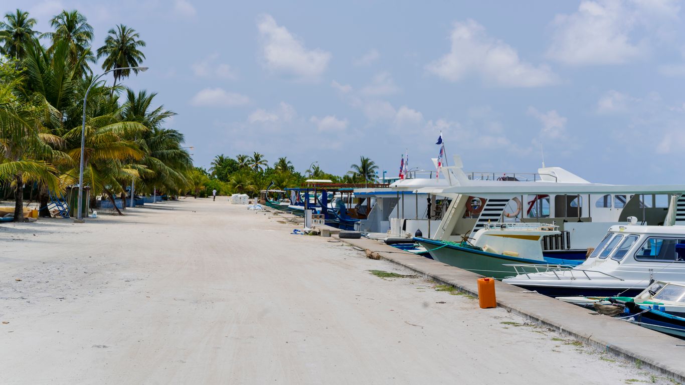 Hoteller i Dhigurah