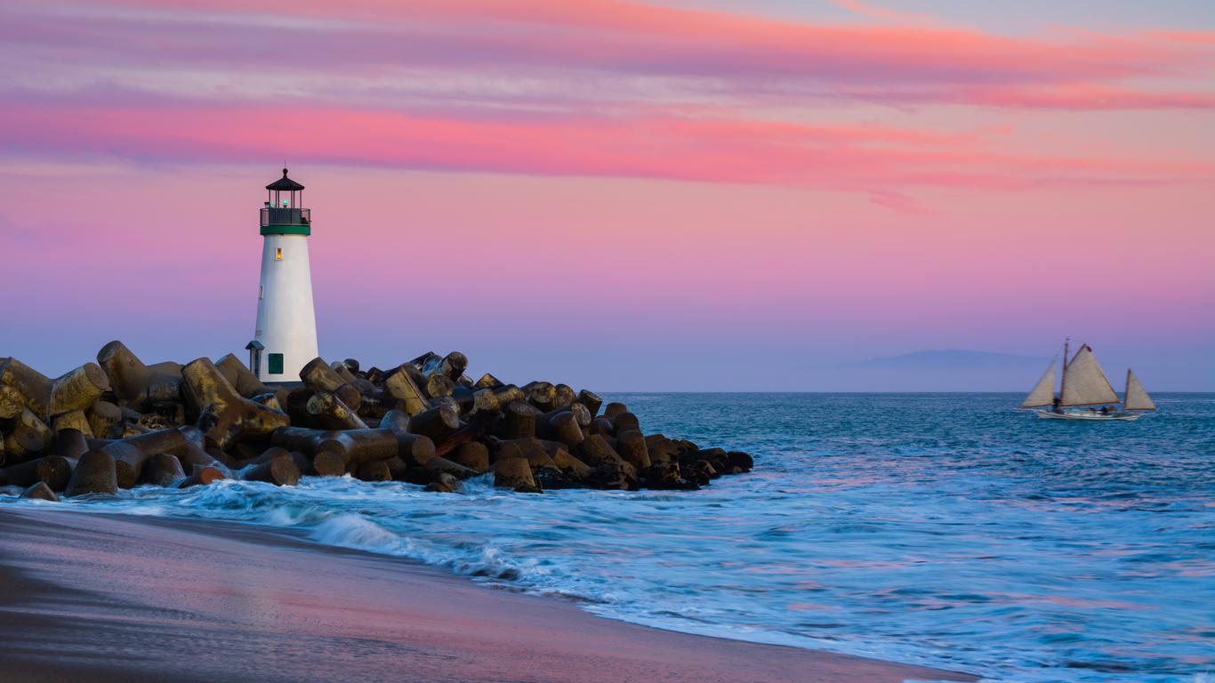 Santa Cruz, California, Is a Perfect Road Trip Destination With Train  Rides, Hiking Trails, and Small Towns