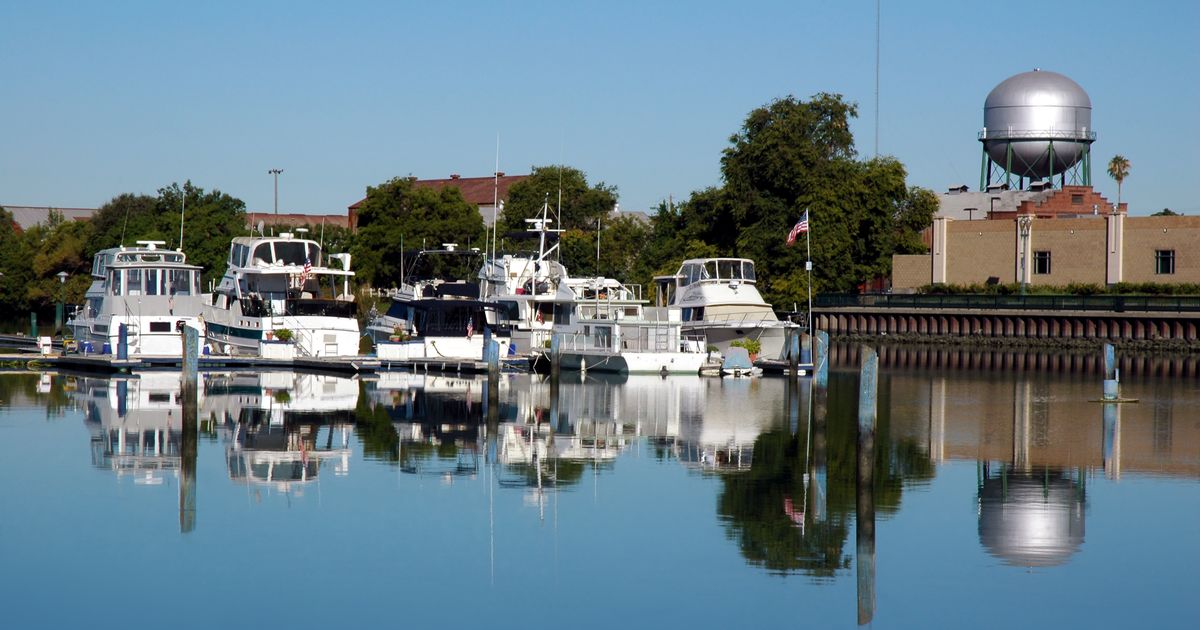 Cheap Flights from Los Angeles to Stockton (LAX SCK) KAYAK