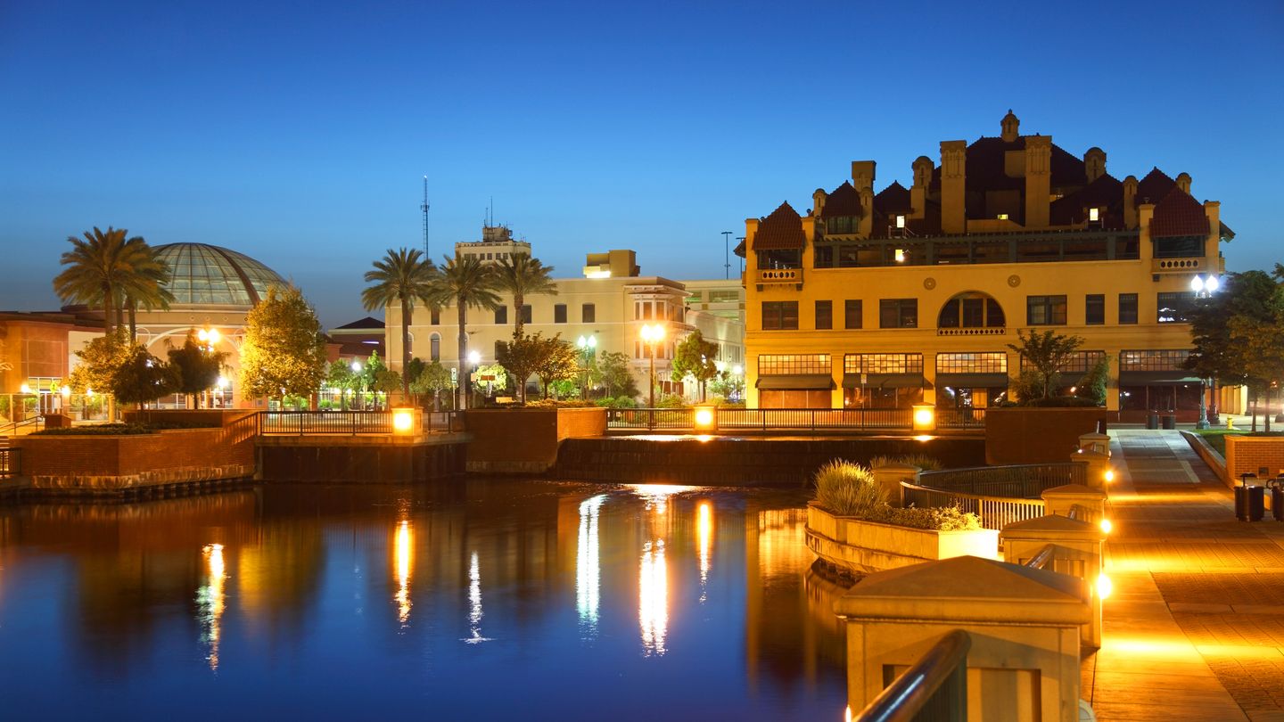 Cheap Flights from Los Angeles to Stockton | KAYAK | (LAX - SCK)