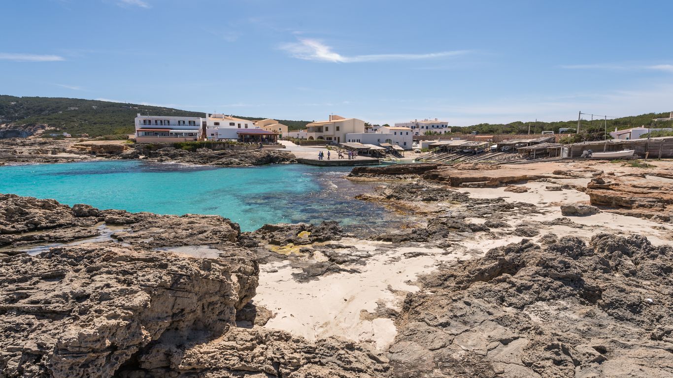Hotels in Es Caló